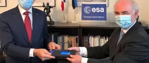 E-resident digital signatures are heading to space!