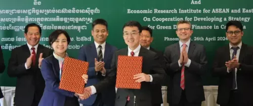 ERIA and National Bank of Cambodia signed an MOU on Digital Green Finance