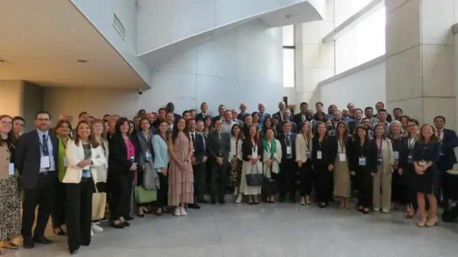 Delegados de 14 países de la región y otros actores se reunieron en Montevideo con miras a la nueva Agenda Digital de América Latina y el Caribe eLAC2026
