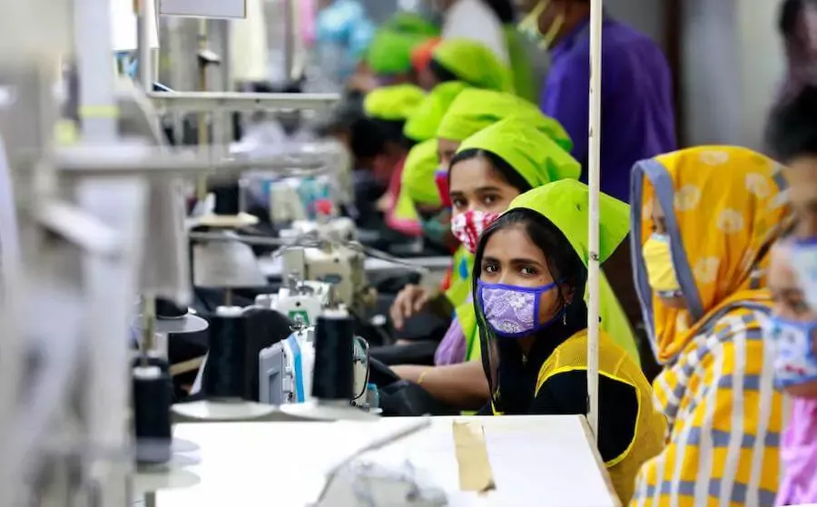 UNCDF in Bangladesh to help create financial and digital literacy solutions for 135,000 garment workers